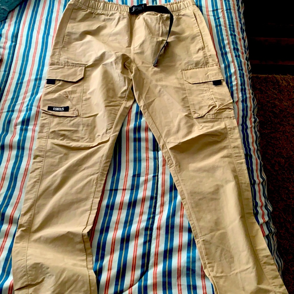 Esntls cargo pants in khaki